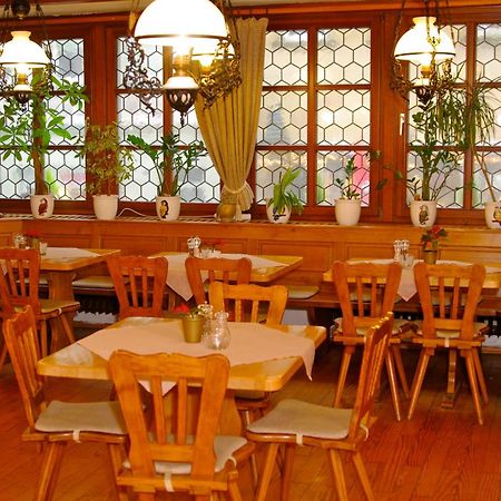 Gasthof Zum Kauzen Ochsenfurt Exterior foto